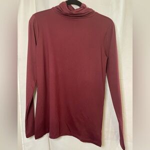 NWOT Zenana Burgundy Red Mock Turtleneck Long Sleeve Slimming Lightweight Size L